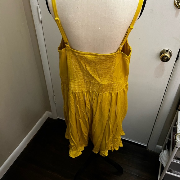 Torrid Tie Front Romper Size 2X - Picture 4 of 7